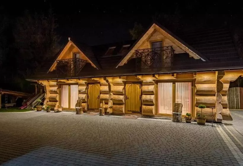 ペンション Leśny Dwór