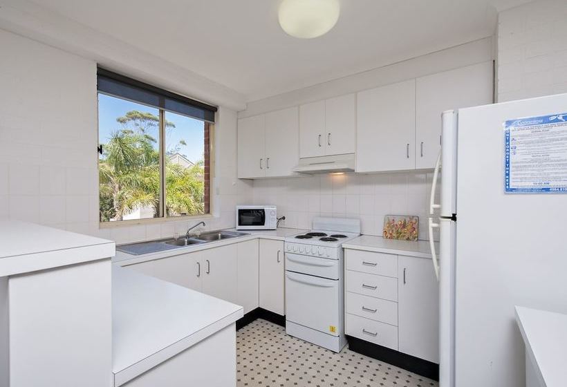 Seaspray 1 4 Intrepid Close Large Unit Only 50 Mtrs To The Waters Edge