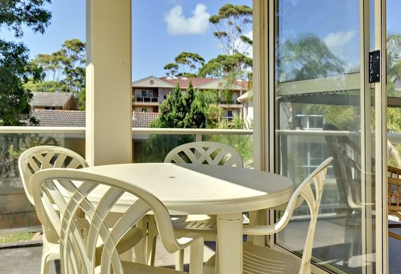 Seaspray 1 4 Intrepid Close Large Unit Only 50 Mtrs To The Waters Edge