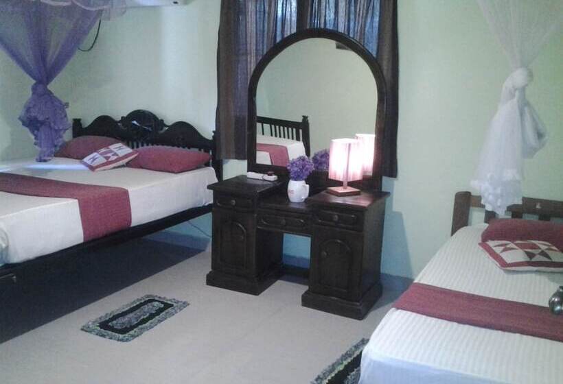 Bed and Breakfast House Of Esanya