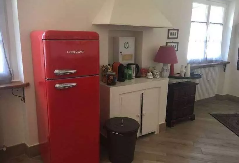 تختخواب و صبحانه Viabasso11 Guest House