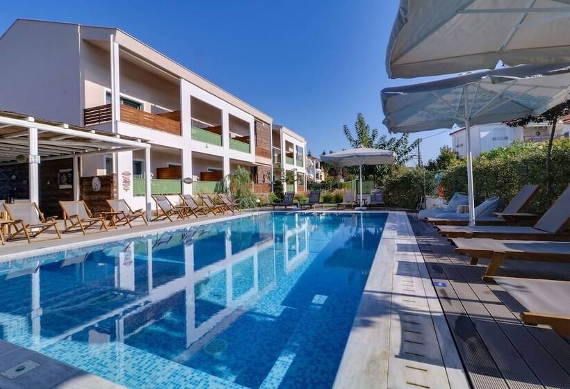 هتل Alegria Suites