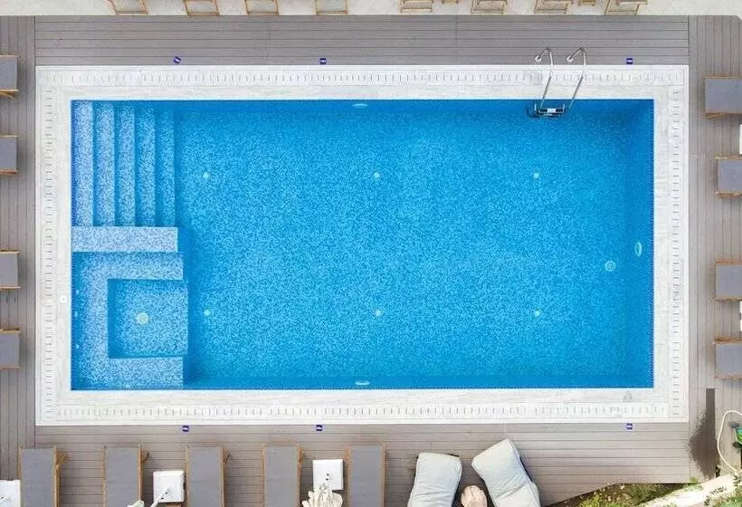 ホテル Alegria Suites