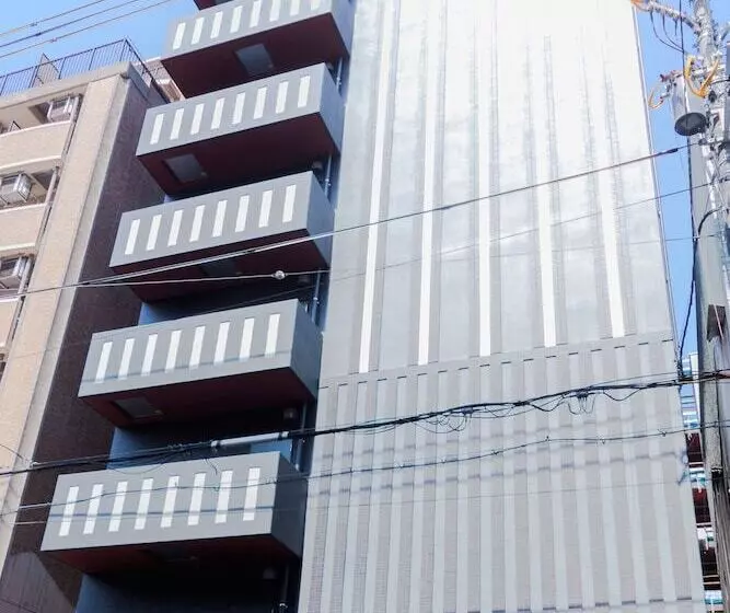 هتل Kuromon Crystal