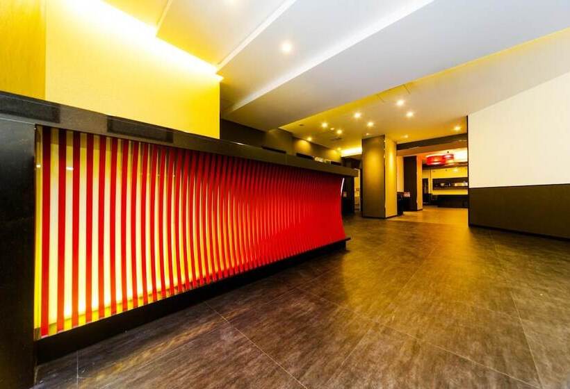 ホテル Kuromon Crystal