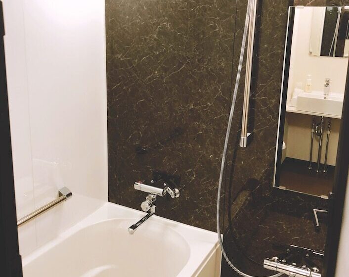 ホテル Kuromon Crystal