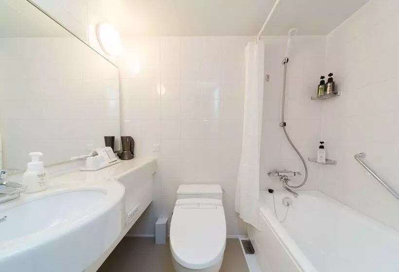 هتل Kuromon Crystal