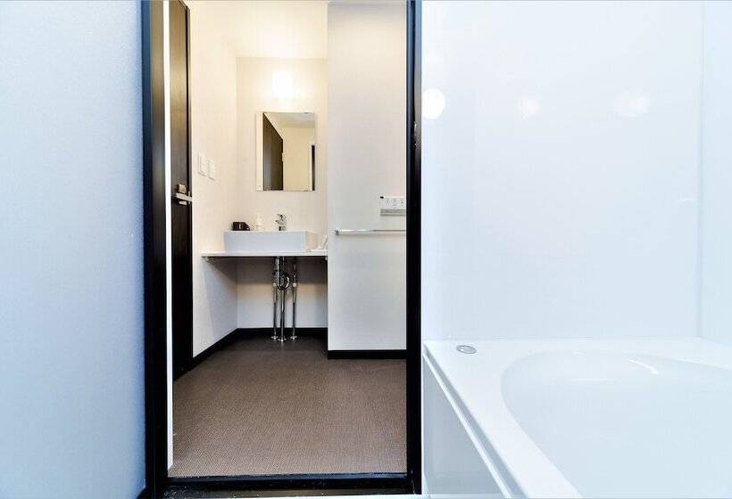 ホテル Kuromon Crystal