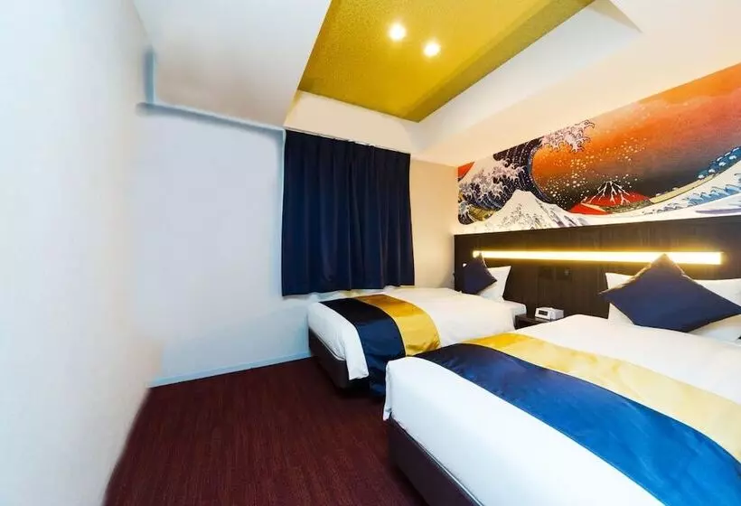 هتل Kuromon Crystal