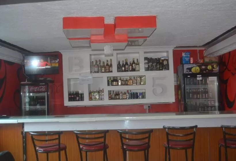 هتل Maendeleo Parkview