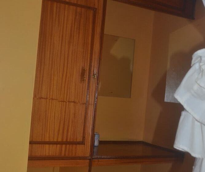 هتل Maendeleo Parkview