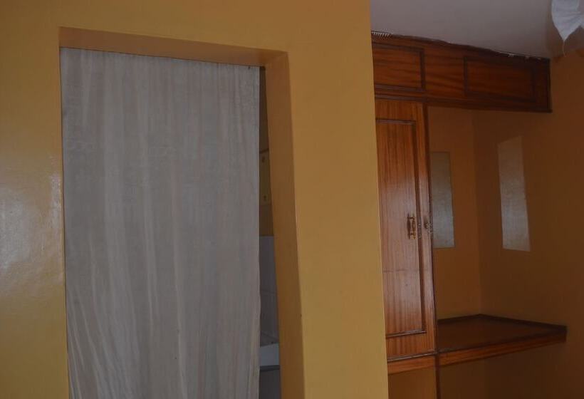 هتل Maendeleo Parkview