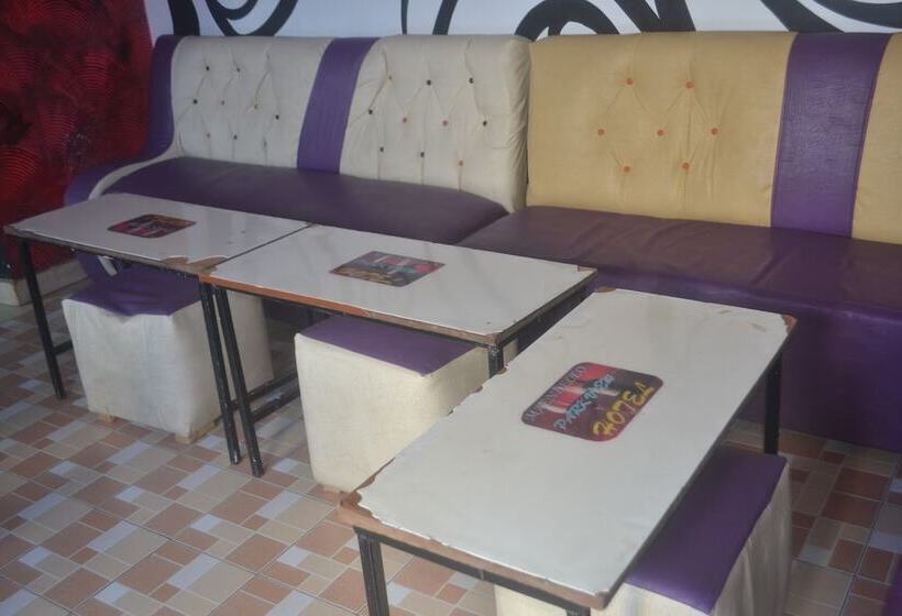 هتل Maendeleo Parkview