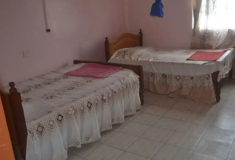 هتل Maendeleo Parkview