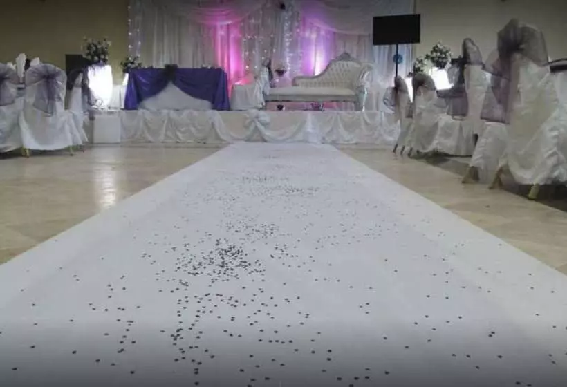 هتل روستایی Hôtel De La Vallée Chlef