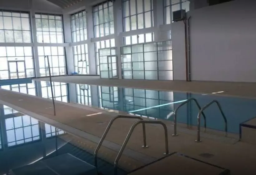 هتل روستایی Hôtel De La Vallée Chlef