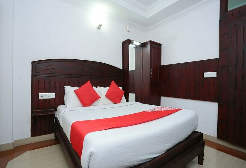 호텔 Sheelisach Inn