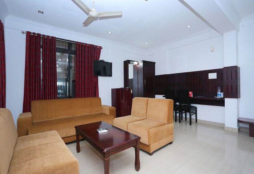 호텔 Sheelisach Inn