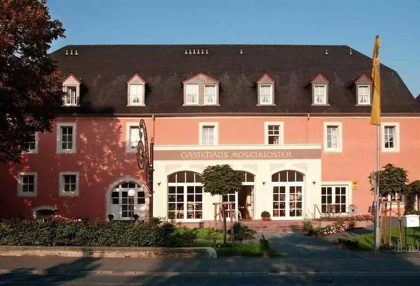 Majatalo Gästehaus Moselkloster