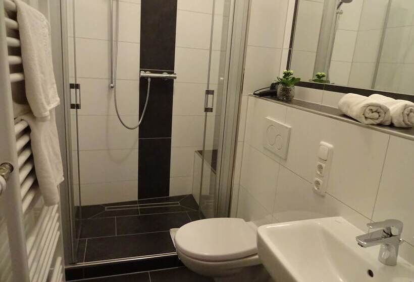 פנסיון Gästehaus Moselkloster