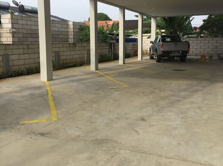 פנסיון One Plus One Boutique Residence