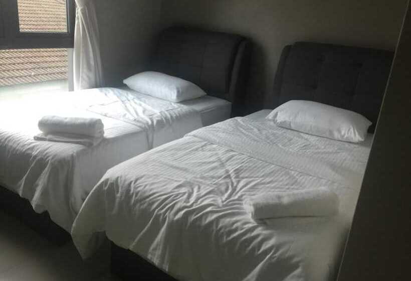 פנסיון One Plus One Boutique Residence