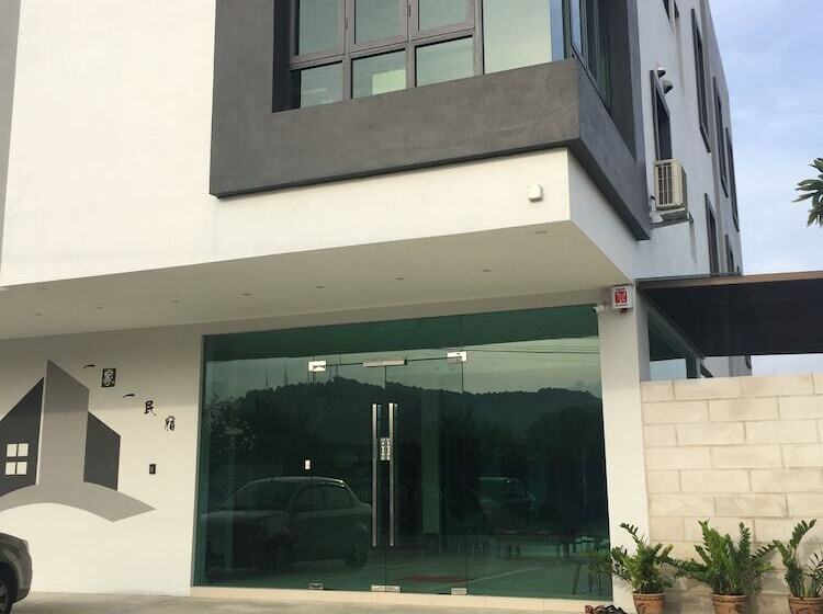 פנסיון One Plus One Boutique Residence