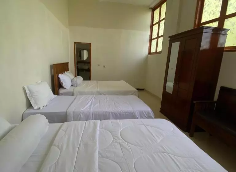 پانسیون Pesona Bali Room And Restaurant