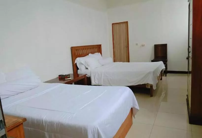 پانسیون Pesona Bali Room And Restaurant