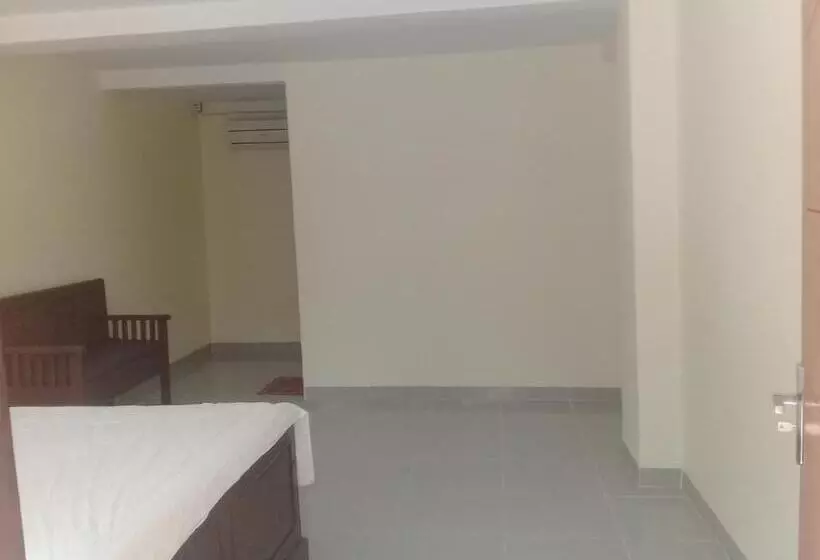 پانسیون Pesona Bali Room And Restaurant