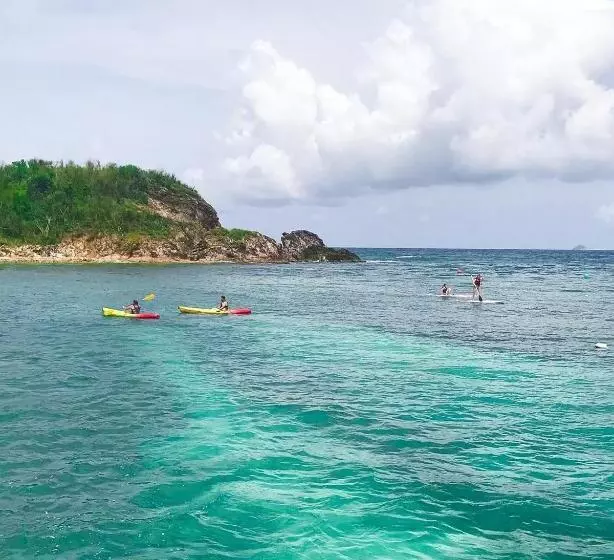 Bolongo Bay Beach Resort