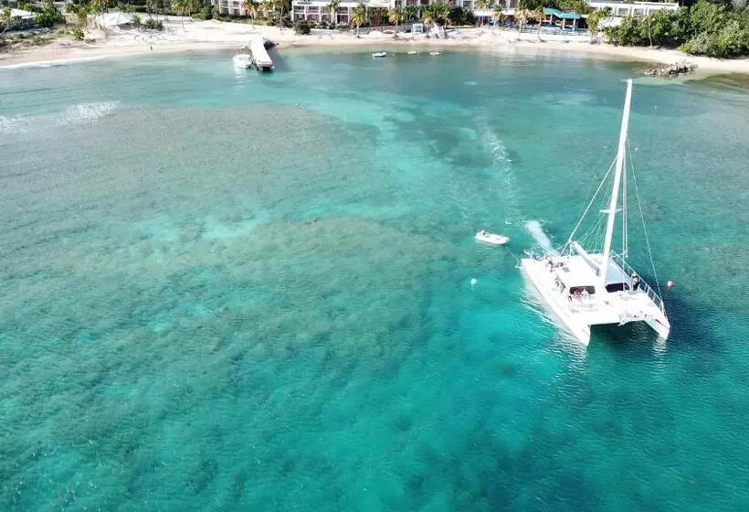 Bolongo Bay Beach Resort