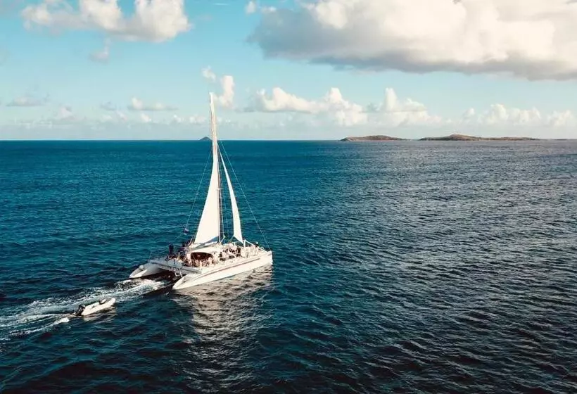 Bolongo Bay Beach Resort