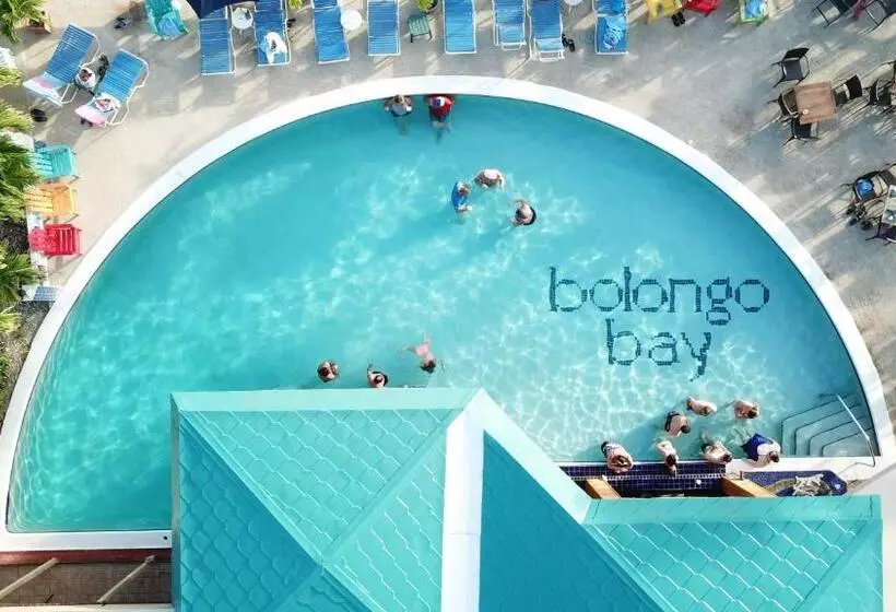 Bolongo Bay Beach Resort