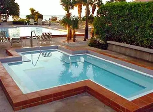 هتل 1800 Atlantic Suites