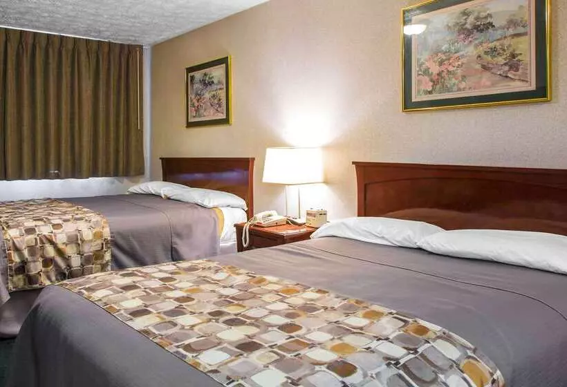 모텔 Rodeway Inn & Suites Branford Guilford