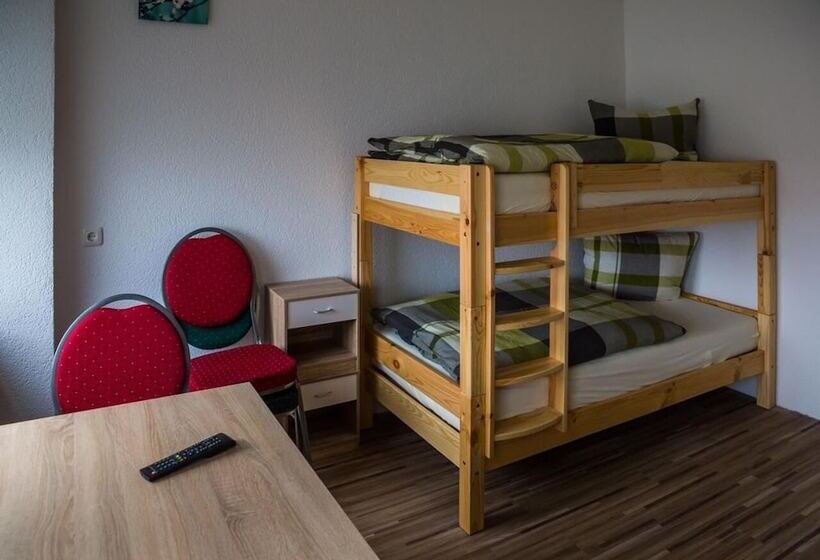 הוסטל Boardinghouse Quickborn