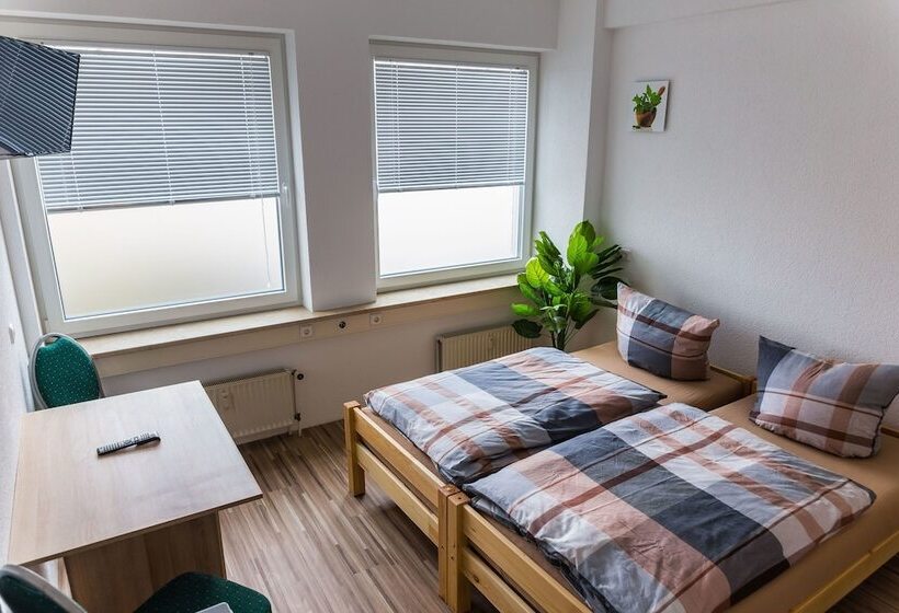 הוסטל Boardinghouse Quickborn