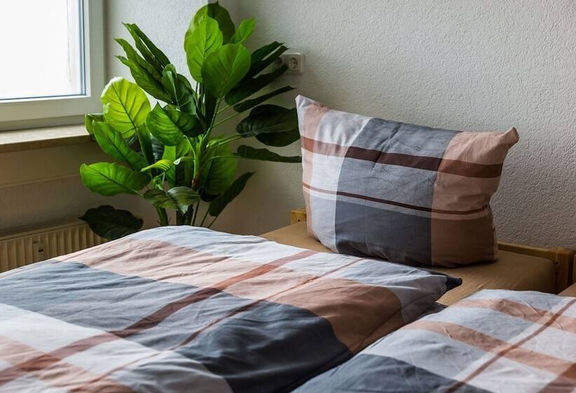 הוסטל Boardinghouse Quickborn