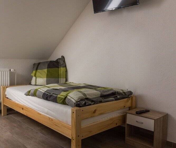 הוסטל Boardinghouse Quickborn