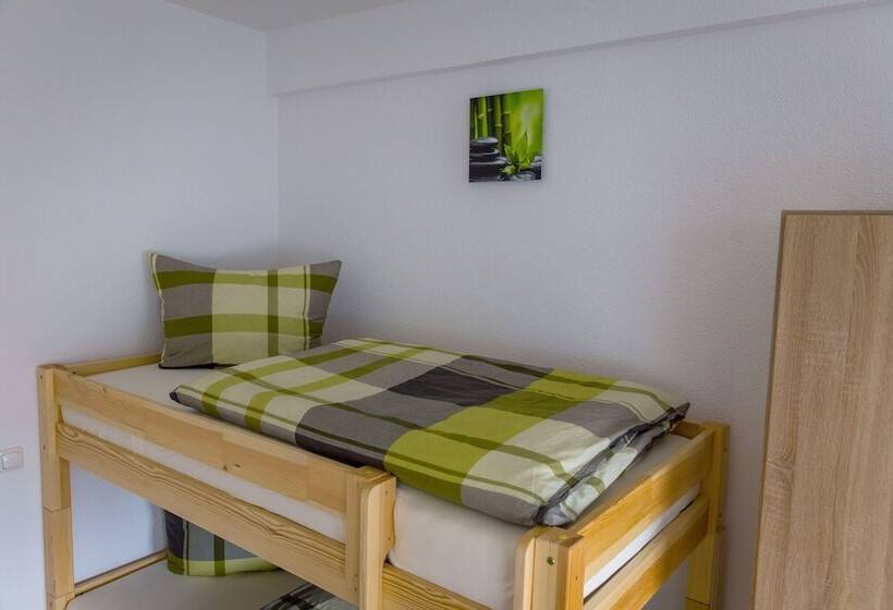 הוסטל Boardinghouse Quickborn