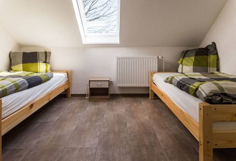 הוסטל Boardinghouse Quickborn