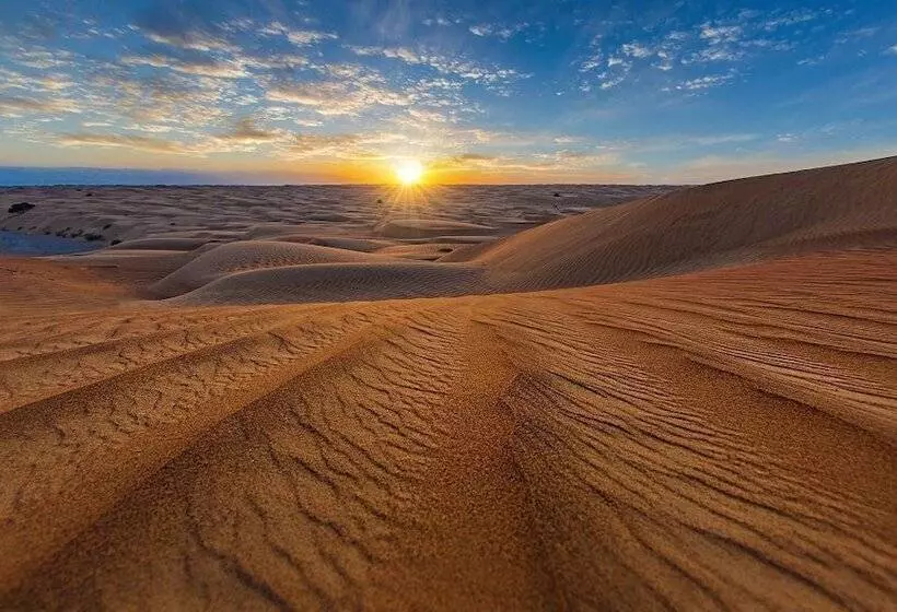 هتل Al Sarmadi Desert Night Camp
