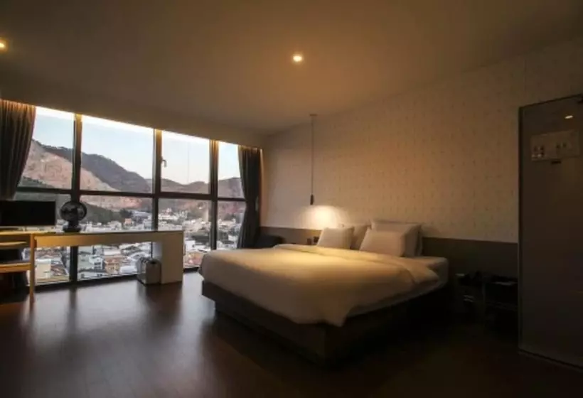 Hound Hotel Yongwon