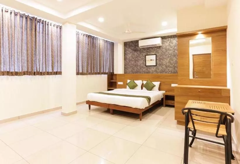 هتل Treebo Trend Cmks Gulmohar Suites
