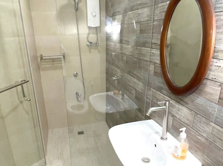 هتل Villa Angela Heritage House