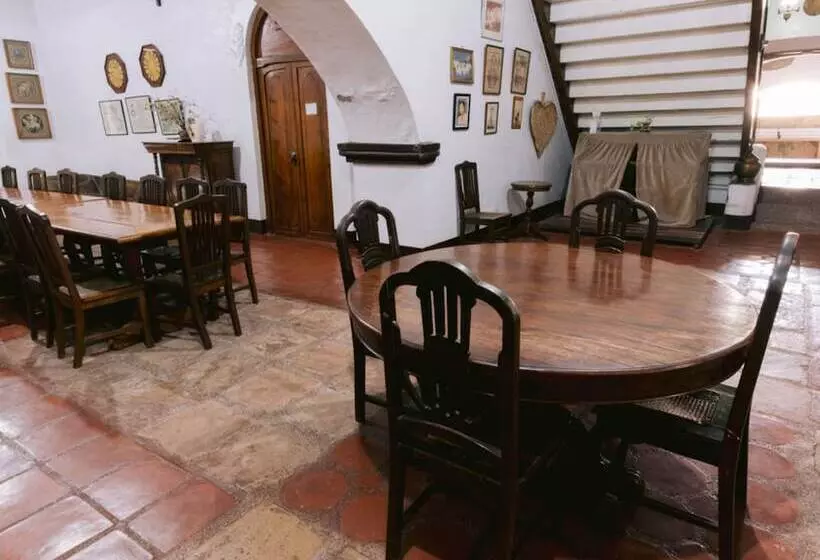 Hotelli Villa Angela Heritage House