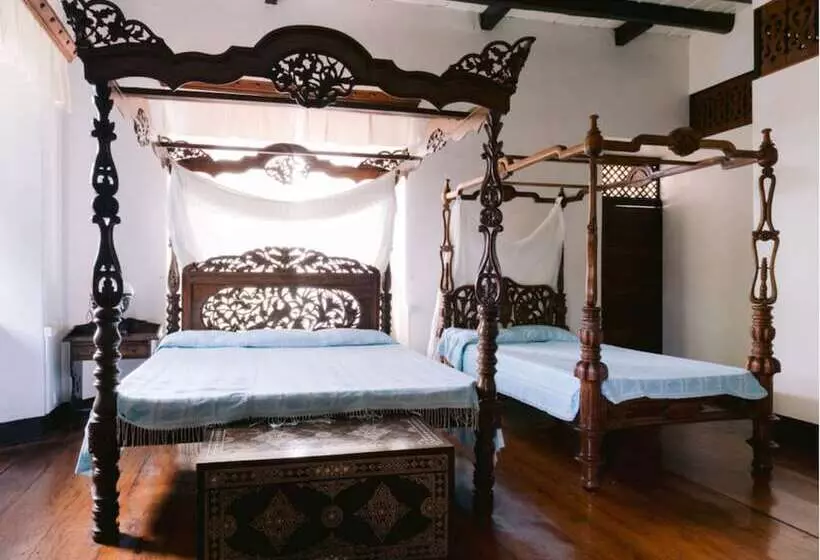 Hotelli Villa Angela Heritage House