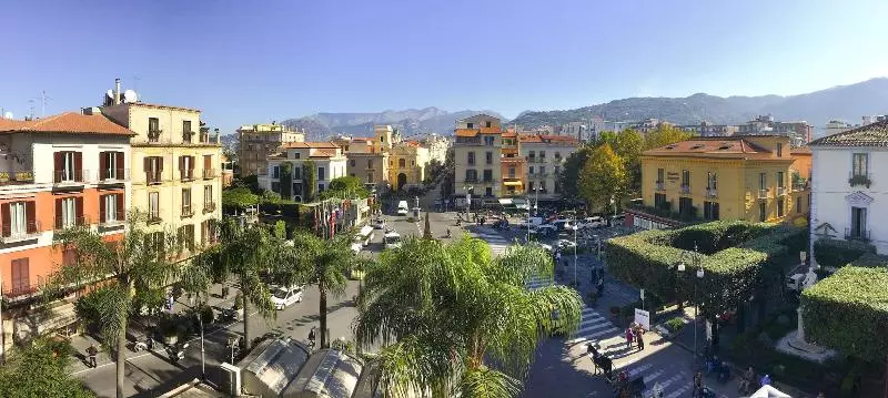 La Casa Dell Orologio   Main Square