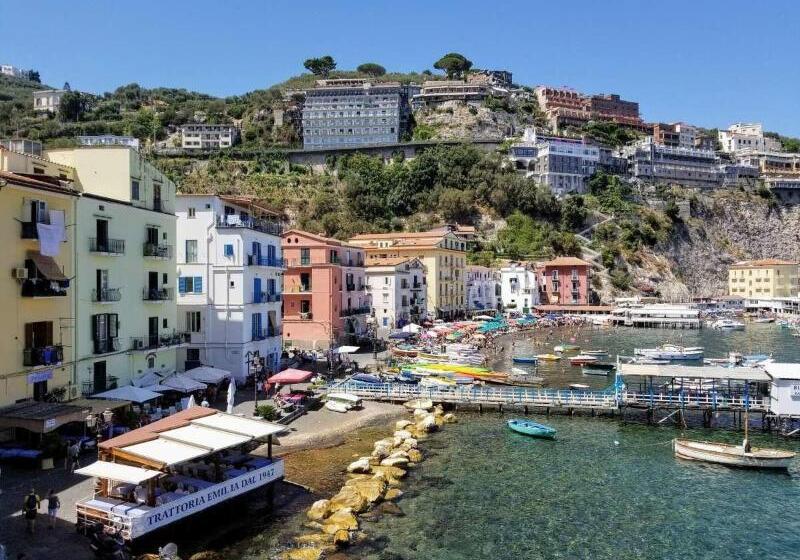 La Casa Dell Orologio   Main Square